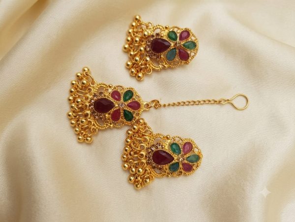 Traditional Maang Tikka & Earring Set